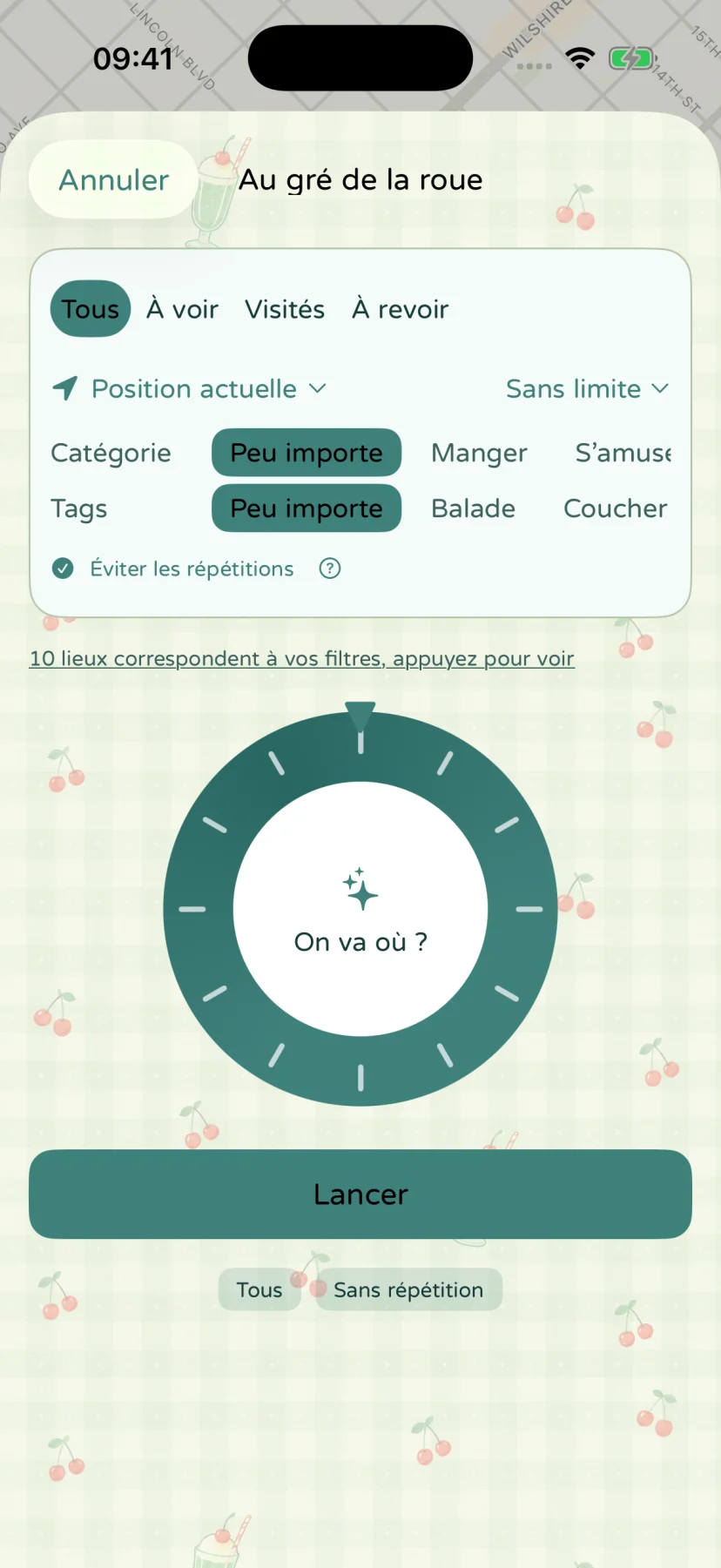 Écran français Au gré de la roue avec les filtres de statut, distance, catégorie et tags et des lieux fictifs